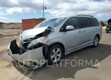 Toyota Sienna LE 2019 2019 vin 5TDKZ3DC0KS982858 from auto auction Copart