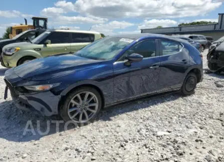 Mazda 3 2019 2019 vin JM1BPAMMXK1117489 from auto auction Copart