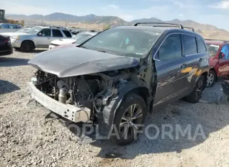 Toyota Highlander 2016 2016 vin 5TDJKRFH5GS325556 from auto auction Copart