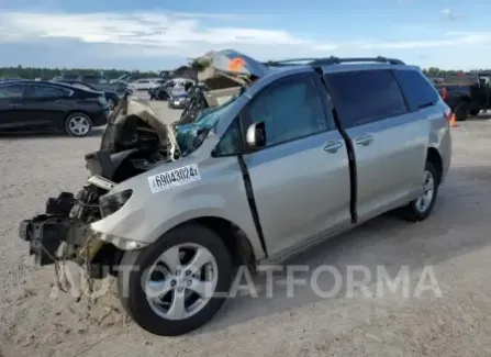 Toyota Sienna LE 2015 2015 vin 5TDKK3DC3FS670933 from auto auction Copart