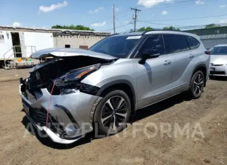 Toyota Highlander 2022 2022 vin 5TDLZRBHXNS240980 from auto auction Copart