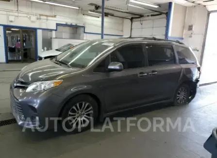 Toyota Sienna XLE 2020 2020 vin 5TDYZ3DC6LS083370 from auto auction Copart