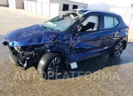 Nissan Kicks 2018 2018 vin 3N1CP5CU3JL521466 from auto auction Copart