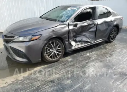 Toyota Camry SE 2021 2021 vin 4T1G11AK3MU557366 from auto auction Copart