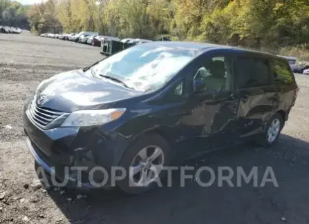 Toyota Sienna 2015 2015 vin 5TDZK3DC9FS538483 from auto auction Copart