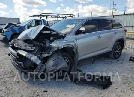 Toyota Highlander 2019 2019 vin 5TDZARFH4KS058408 from auto auction Copart