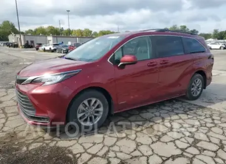 Toyota Sienna LE 2021 2021 vin 5TDKRKEC0MS057962 from auto auction Copart