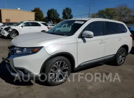 Mitsubishi Outlander 2018 2018 vin JA4AZ3A38JZ039821 from auto auction Copart