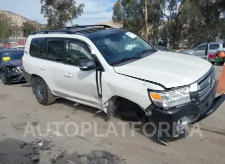 Toyota Land Cruiser 2018 2018 vin JTMCY7AJXJ4065034 from auto auction Iaai