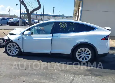 TESLA MODEL X 2018 vin 5YJXCAE27JF102839 from auto auction Iaai