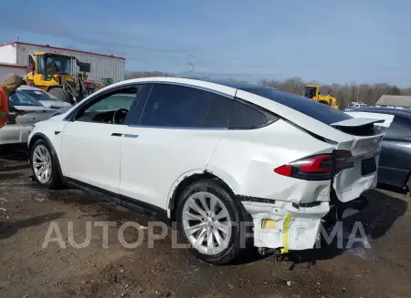 TESLA MODEL X 2019 vin 5YJXCAE2XKF195261 from auto auction Iaai