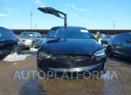 TESLA MODEL X 2017 vin 5YJXCAE2XHF050648 from auto auction Iaai