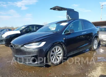 TESLA MODEL X 2017 vin 5YJXCAE2XHF050648 from auto auction Iaai