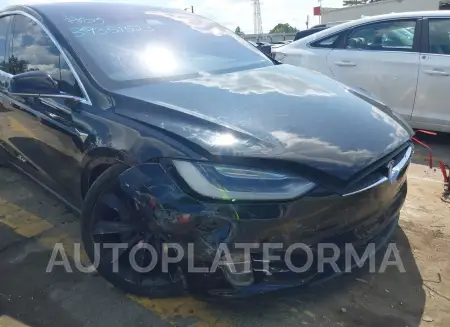 TESLA MODEL X 2017 vin 5YJXCAE2XHF040475 from auto auction Iaai