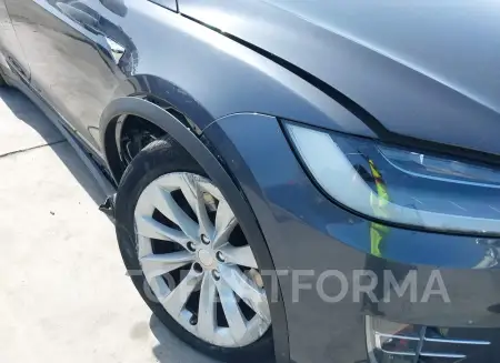 TESLA MODEL X 2020 vin 5YJXCAE2XLF235971 from auto auction Iaai