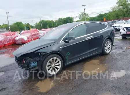 TESLA MODEL X 2017 vin 5YJXCDE23HF029562 from auto auction Iaai