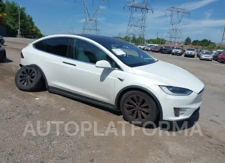 Tesla Model X 2018 2018 vin 5YJXCBE40JF117139 from auto auction Iaai