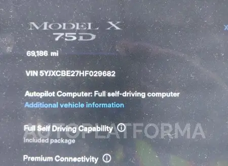 TESLA MODEL X 2017 vin 5YJXCBE27HF029682 from auto auction Iaai