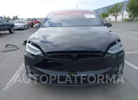 TESLA MODEL X 2017 vin 5YJXCBE2XHF063700 from auto auction Iaai