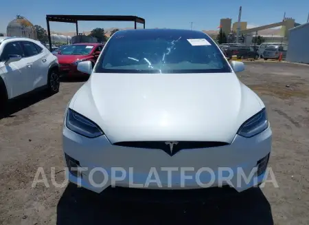 TESLA MODEL X 2018 vin 5YJXCBE22JF101300 from auto auction Iaai