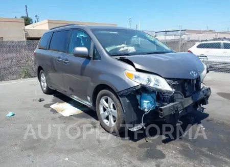 Toyota Sienna 2017 2017 vin 5TDYZ3DC2HS782020 from auto auction Iaai