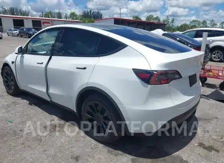 TESLA MODEL Y 2022 vin 7SAYGDEE0NF358091 from auto auction Iaai