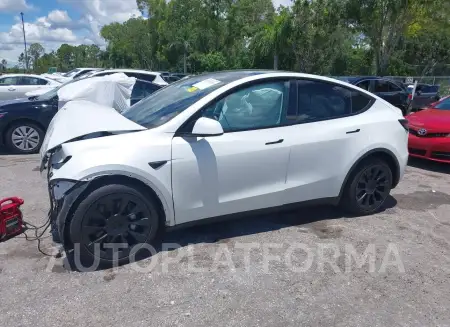 TESLA MODEL Y 2022 vin 7SAYGDEE0NF358091 from auto auction Iaai