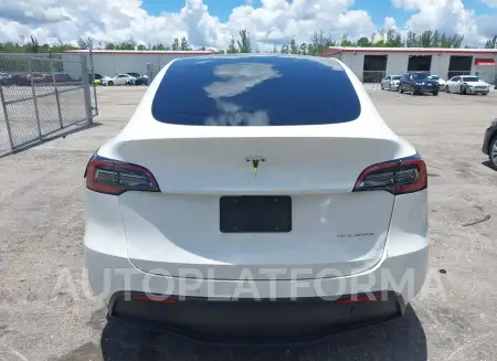 TESLA MODEL Y 2022 vin 7SAYGDEE0NF358091 from auto auction Iaai