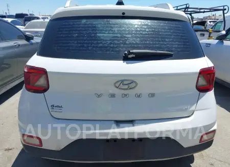 HYUNDAI VENUE 2020 vin KMHRC8A3XLU040665 from auto auction Iaai