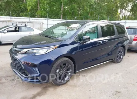 TOYOTA SIENNA 2024 vin 5TDXRKEC3RS201730 from auto auction Iaai