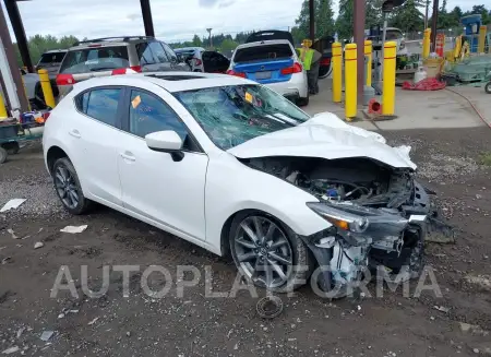 Mazda 3 2018 2018 vin 3MZBN1M35JM272401 from auto auction Iaai