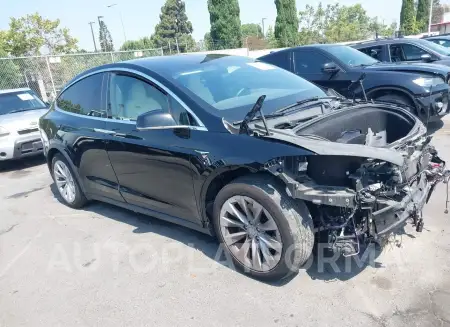 Tesla Model X 2020 2020 vin 5YJXCDE2XLF305177 from auto auction Iaai