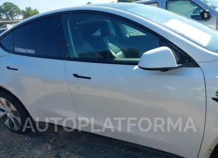 TESLA MODEL Y 2021 vin 5YJYGDEE3MF300715 from auto auction Iaai