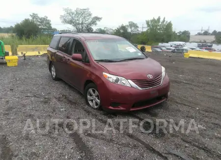 TOYOTA SIENNA 2017 vin 5TDKZ3DC2HS782766 from auto auction Iaai