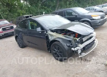 Tesla Model Y 2024 2024 vin 7SAYGAEE3RF103780 from auto auction Iaai