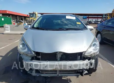 TOYOTA Prius c 2015 vin JTDKDTB35F1110017 from auto auction Iaai