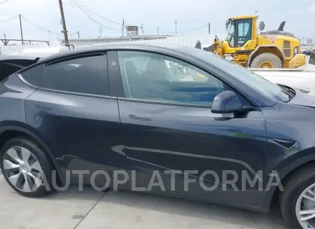 TESLA MODEL Y 2024 vin 7SAYGDEE8RF031962 from auto auction Iaai