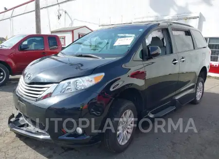 TOYOTA SIENNA 2017 vin 5TDYZ3DC4HS832593 from auto auction Iaai