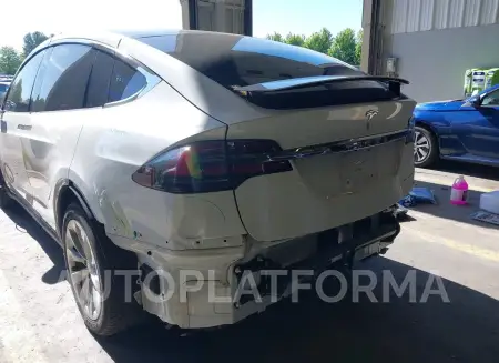 TESLA MODEL X 2020 vin 5YJXCDE21LF304273 from auto auction Iaai