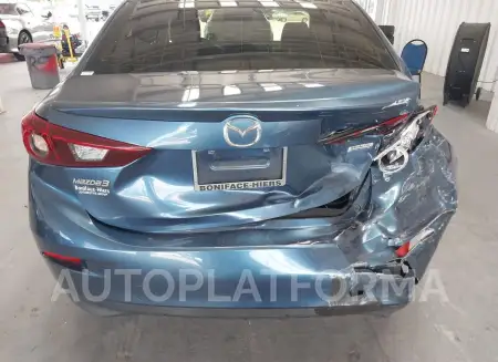 MAZDA MAZDA3 2018 vin 3MZBN1V32JM262133 from auto auction Iaai