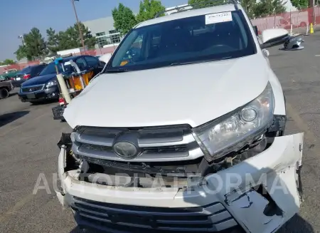 TOYOTA HIGHLANDER 2017 vin 5TDZARFHXHS030816 from auto auction Iaai