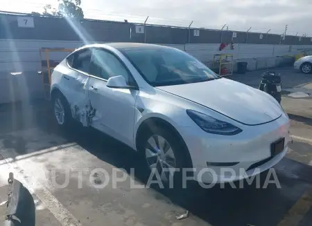 Tesla Model Y 2022 2022 vin 7SAYGDEE9NF381451 from auto auction Iaai