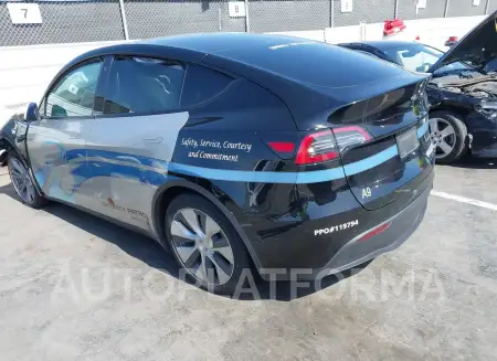 TESLA MODEL Y 2022 vin 7SAYGDEEXNF380499 from auto auction Iaai