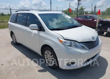 Toyota Sienna 2017 2017 vin 5TDYZ3DCXHS884231 from auto auction Iaai