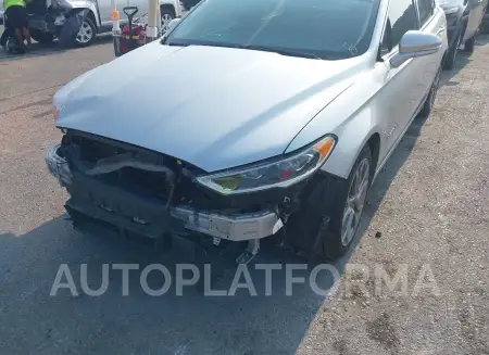 FORD FUSION HYBRID 2019 vin 3FA6P0RU4KR143537 from auto auction Iaai