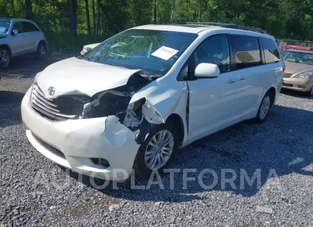 TOYOTA SIENNA 2017 vin 5TDYZ3DC5HS798146 from auto auction Iaai