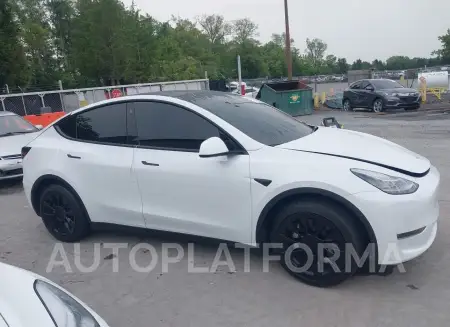 TESLA MODEL Y 2022 vin 7SAYGDEEXNF423996 from auto auction Iaai