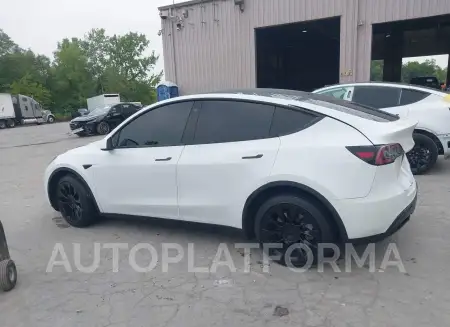 TESLA MODEL Y 2022 vin 7SAYGDEEXNF423996 from auto auction Iaai