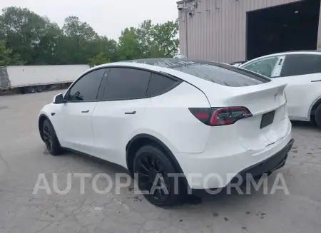 TESLA MODEL Y 2022 vin 7SAYGDEEXNF423996 from auto auction Iaai