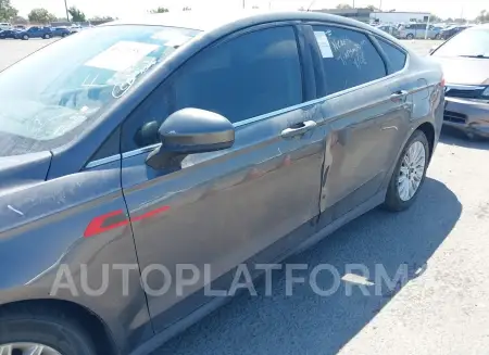 FORD FUSION HYBRID 2015 vin 3FA6P0UU4FR245739 from auto auction Iaai